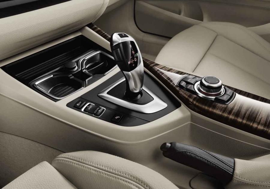  BMW 125d 3-Door 2012 года  (фото 9 из 25)